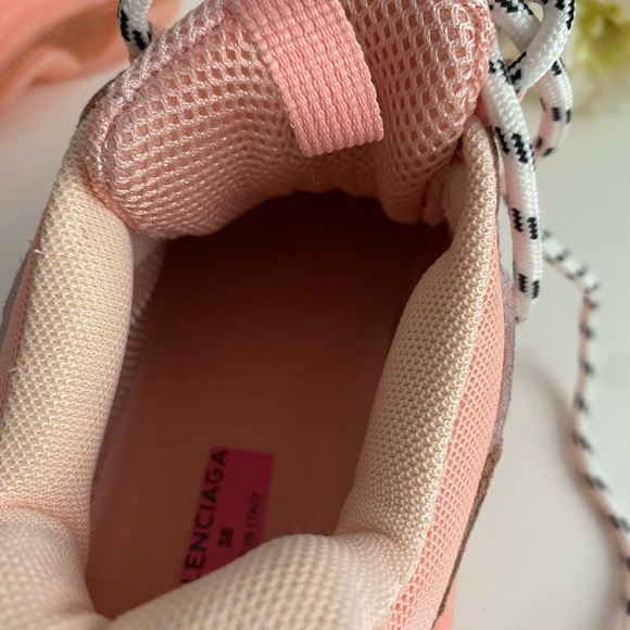 Balenciaga shoes - Picture 7 of 16